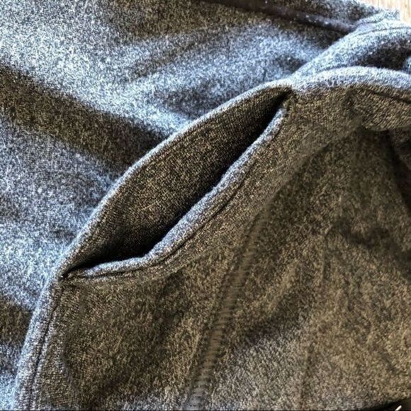 Victoria Sport Cropped Leggings Heather Grey‎ Medium - Picture 6 of 7